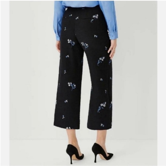 Ann Taylor 2 Kate Floral Wide Leg Embroidered Tweed Office Career Crop Pant - Picture 2 of 12